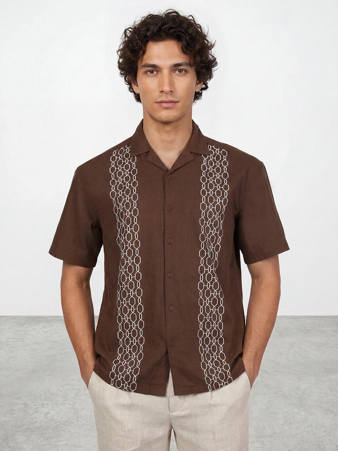 R&B Men Brown Geometric Print Resort Collar Short Sleeves Relaxed Fit Shirt