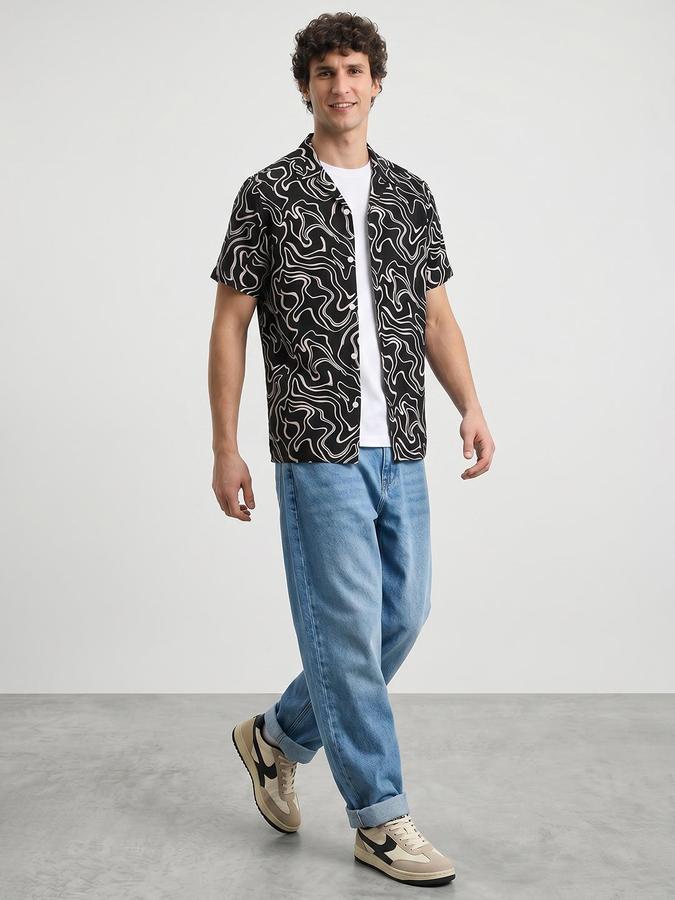 R&B Men Black Abstract Print Resort Collar Short Sleeves Regular Fit Shirt
